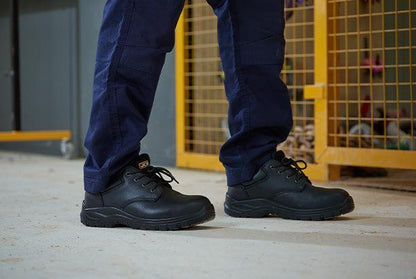JCB Oxford Men's Shoe - Premium Safety Boots from JCB Footwear - Just R 830! Shop now at Securadeal