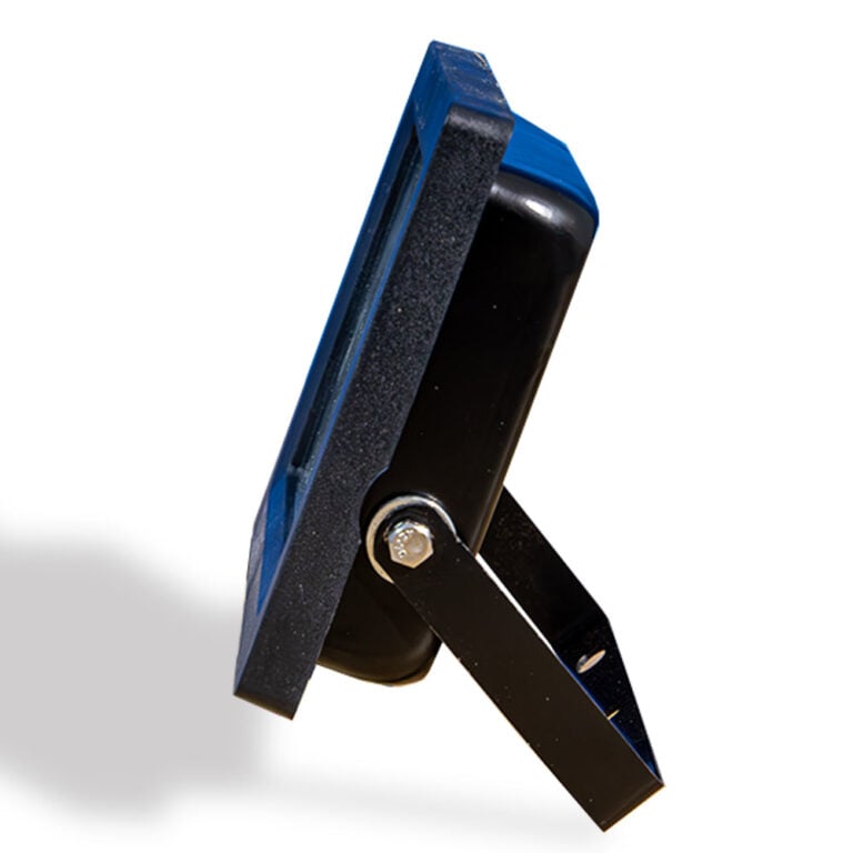 FLASH 30W LED Slim Floodlight Daylight 6000K Black - Premium Light Bulbs from FLASH - Just R 175! Shop now at Securadeal