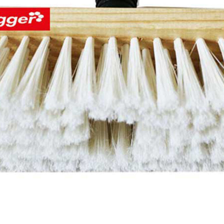 RIGGER Whitewash Block Paint Brush Head 190mm - Premium Brush from Rigger - Just R 33.52! Shop now at Securadeal
