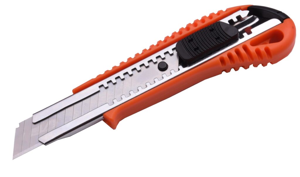 HARDEN Plastic Utility Craft Knife 18mm - Premium Hardware from HARDEN - Just R 24! Shop now at Securadeal
