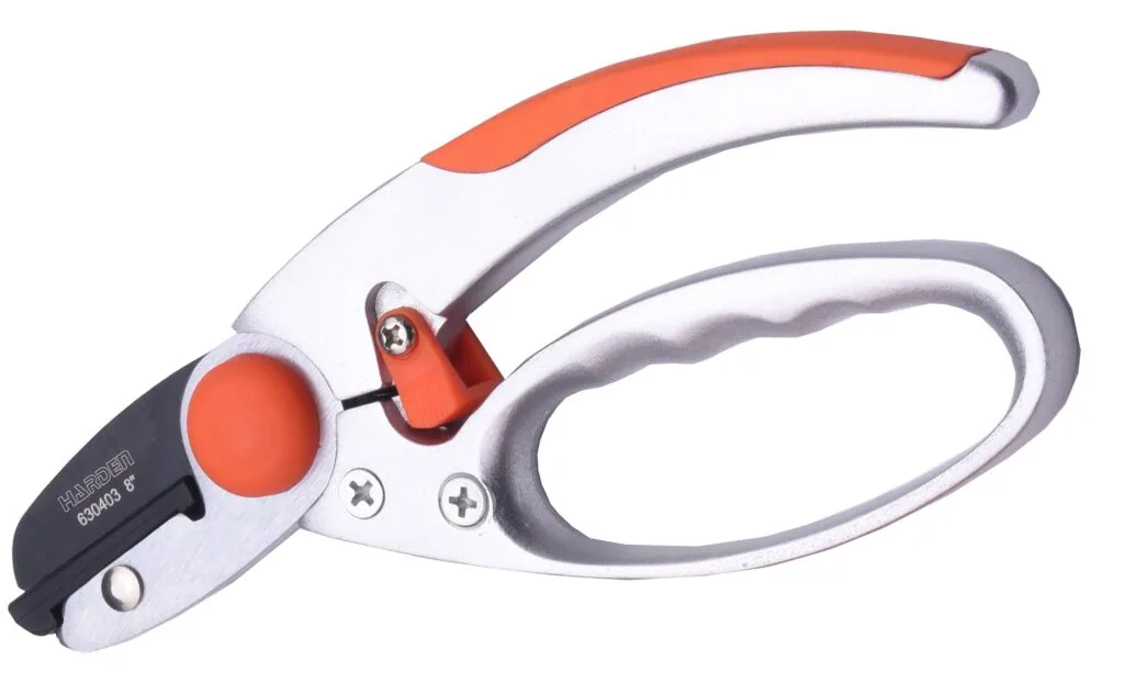 630403 | Securadeal Harden 8 Garden Anvil Pruner 200mm Premium Hardware from Harden Just R 30176 Shop Now at Securadeal