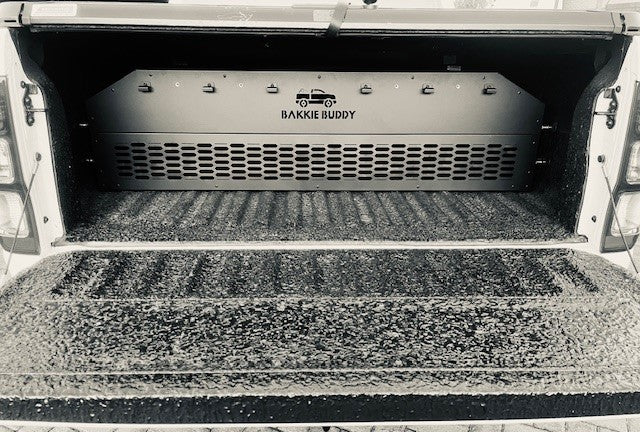 BBPIC3-1 - Securadeal BAKKIE BUDDY Premium Loading Bay Separator & Organizer Black Powder Coated 1420mm - Premium Vehicle Storage from BAKKIE BUDDY - Just R 2695! Shop now at Securadeal