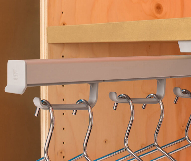ROCO 4 Support Hanger Rack with Aluminium Finish - Premium Hardware from ROCO - Just R 2000! Shop now at Securadeal