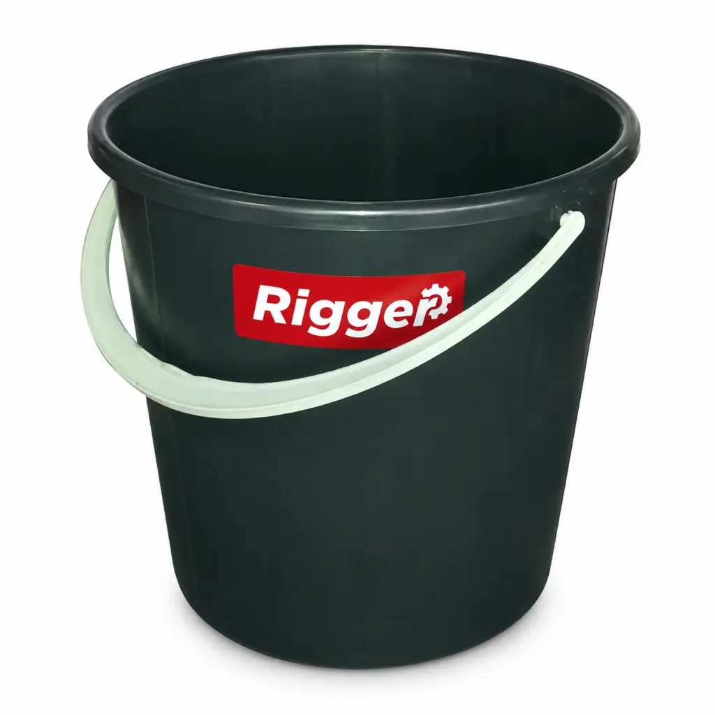 e1545b27-30fa-46d0-9922-874c11ce9214 | Securadeal Green Plastic Bucket with White Handle and a Red rigger Logo on the Side